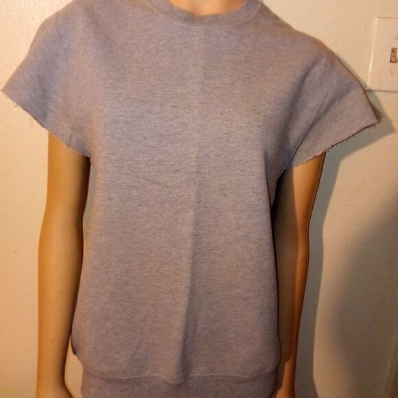 Fruit of the loom sleeveless gray sweat shirt, sma - Picture 6 of 6